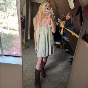 Nina Leuca, Made in Italy, sustainable linen dress.